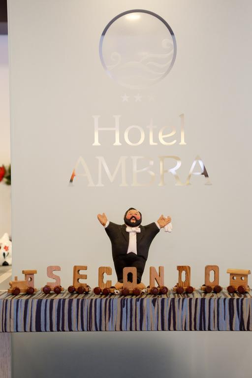 Hotel Ambra Cesenatico Esterno foto